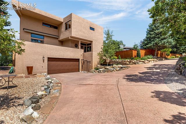 531 Crystal Hills Boulevard
