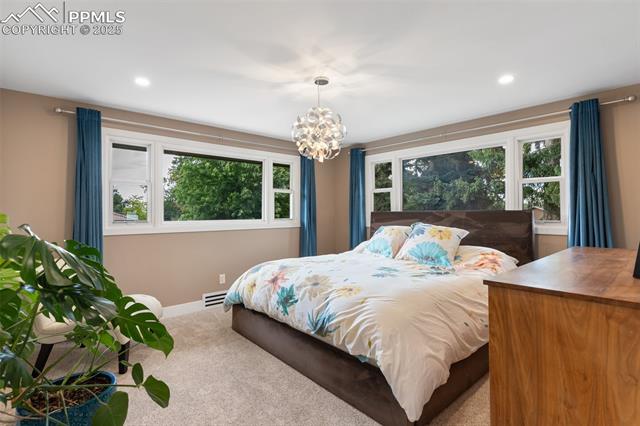 109 W Old Broadmoor Road