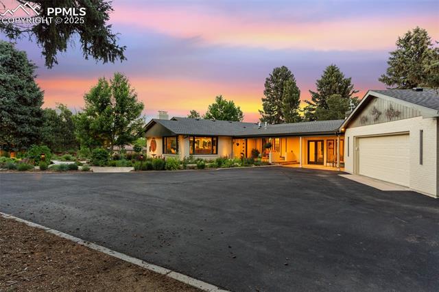 109 W Old Broadmoor Road