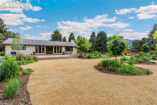 109 W Old Broadmoor Road