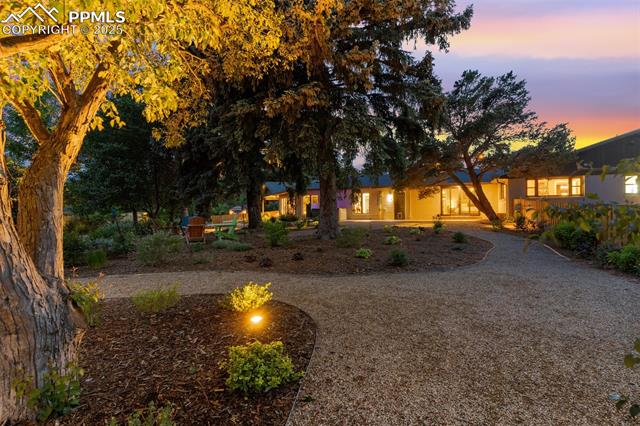 109 W Old Broadmoor Road