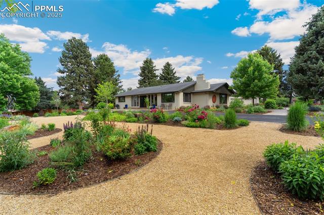 109 W Old Broadmoor Road