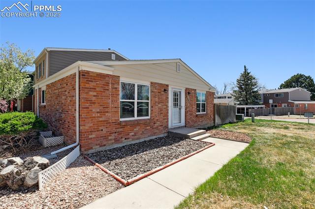 1202 Cree Drive