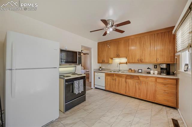 2898 Merry Lane
