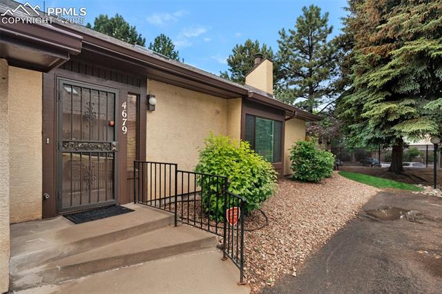 4679 Winewood Village