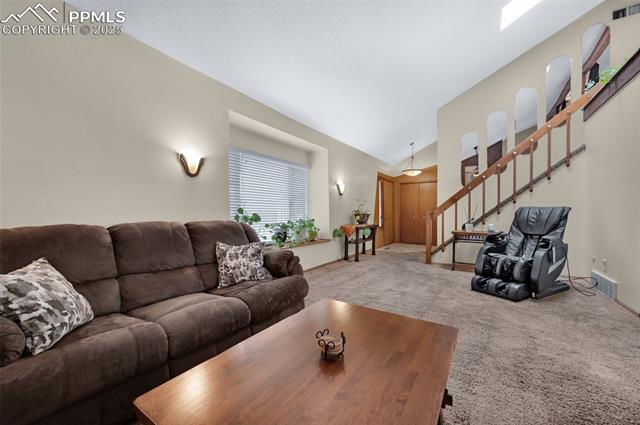 4679 Winewood Village