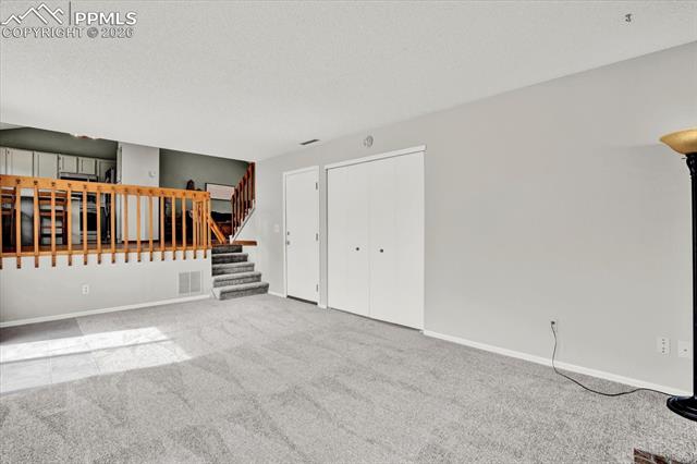 5365 Red Heather Court