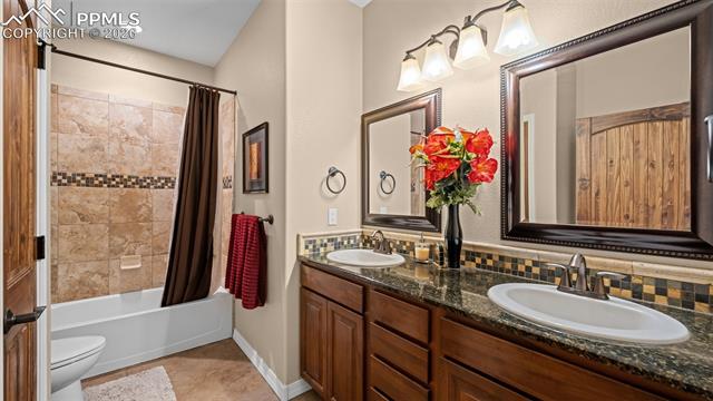 12250 Smoke Bluffs Road