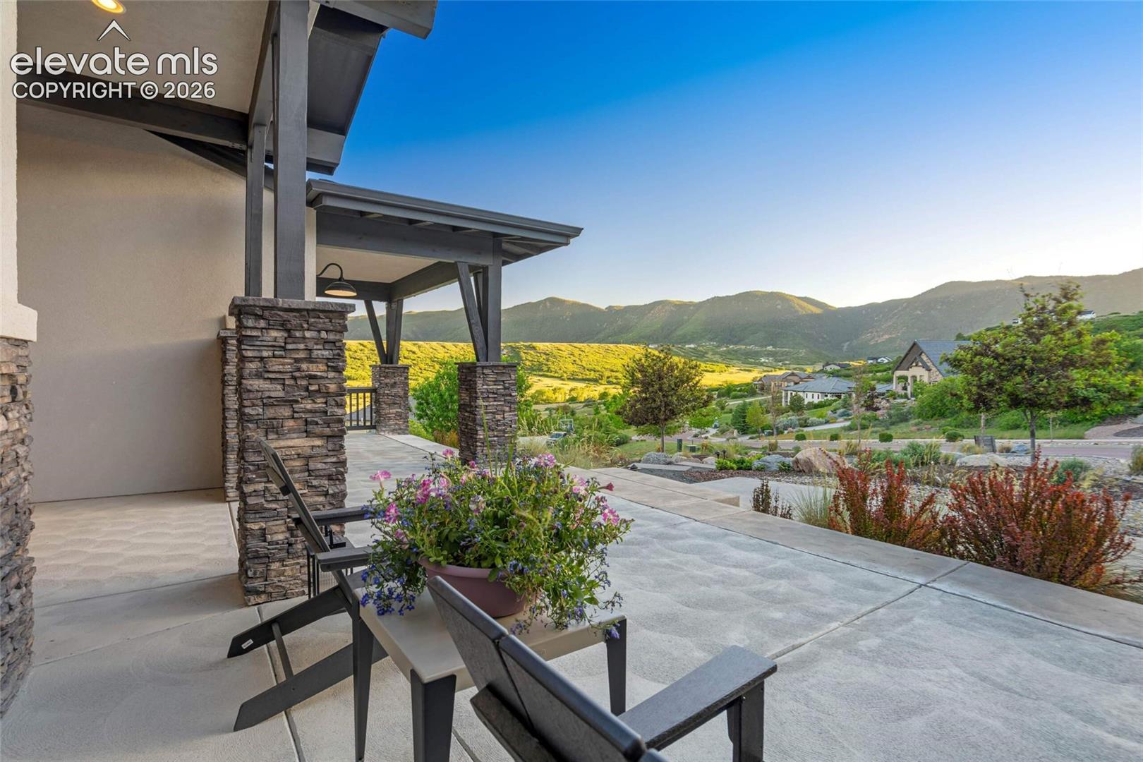 3306 Mesa Top Drive