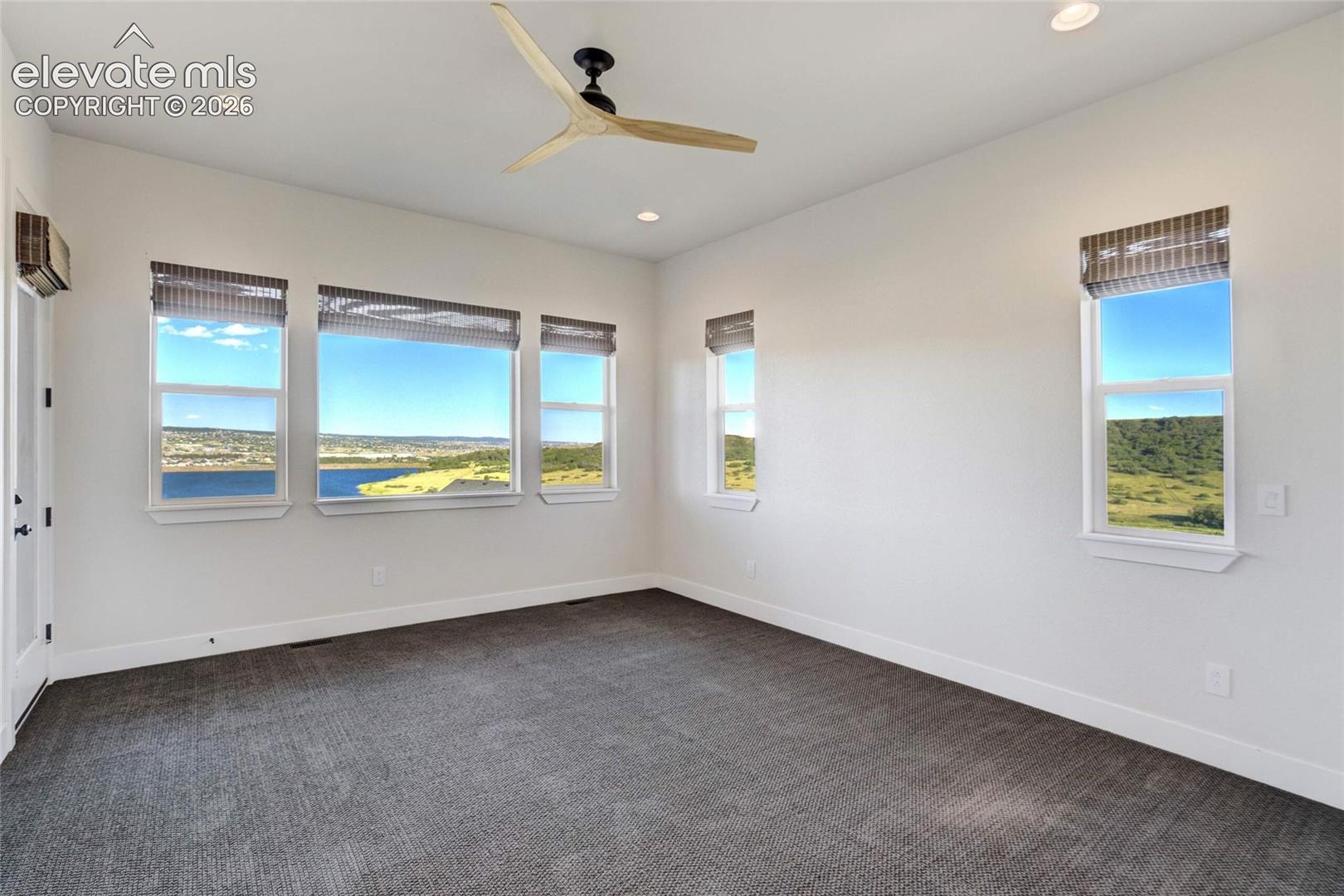 3306 Mesa Top Drive