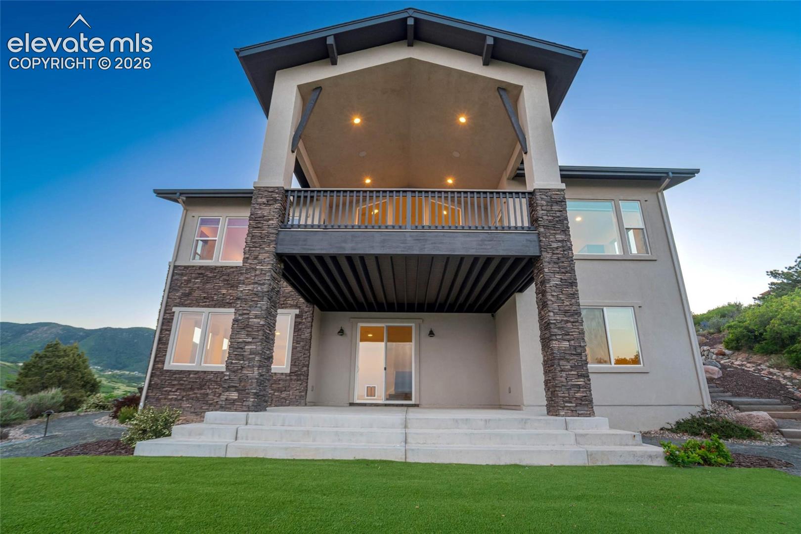 3306 Mesa Top Drive