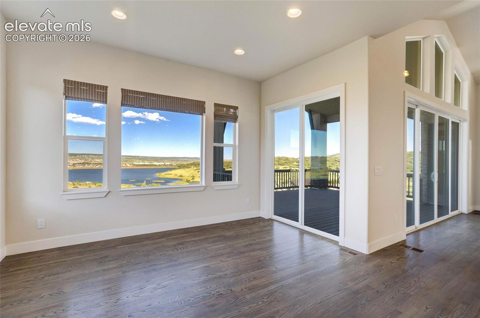 3306 Mesa Top Drive
