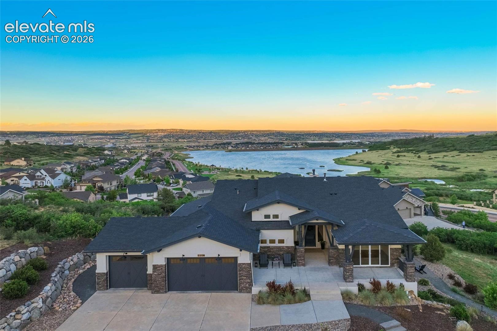 3306 Mesa Top Drive