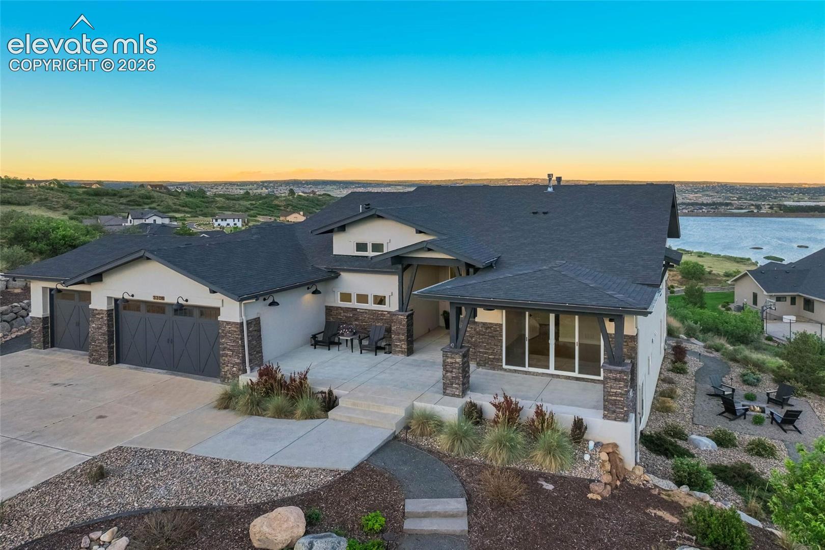 3306 Mesa Top Drive