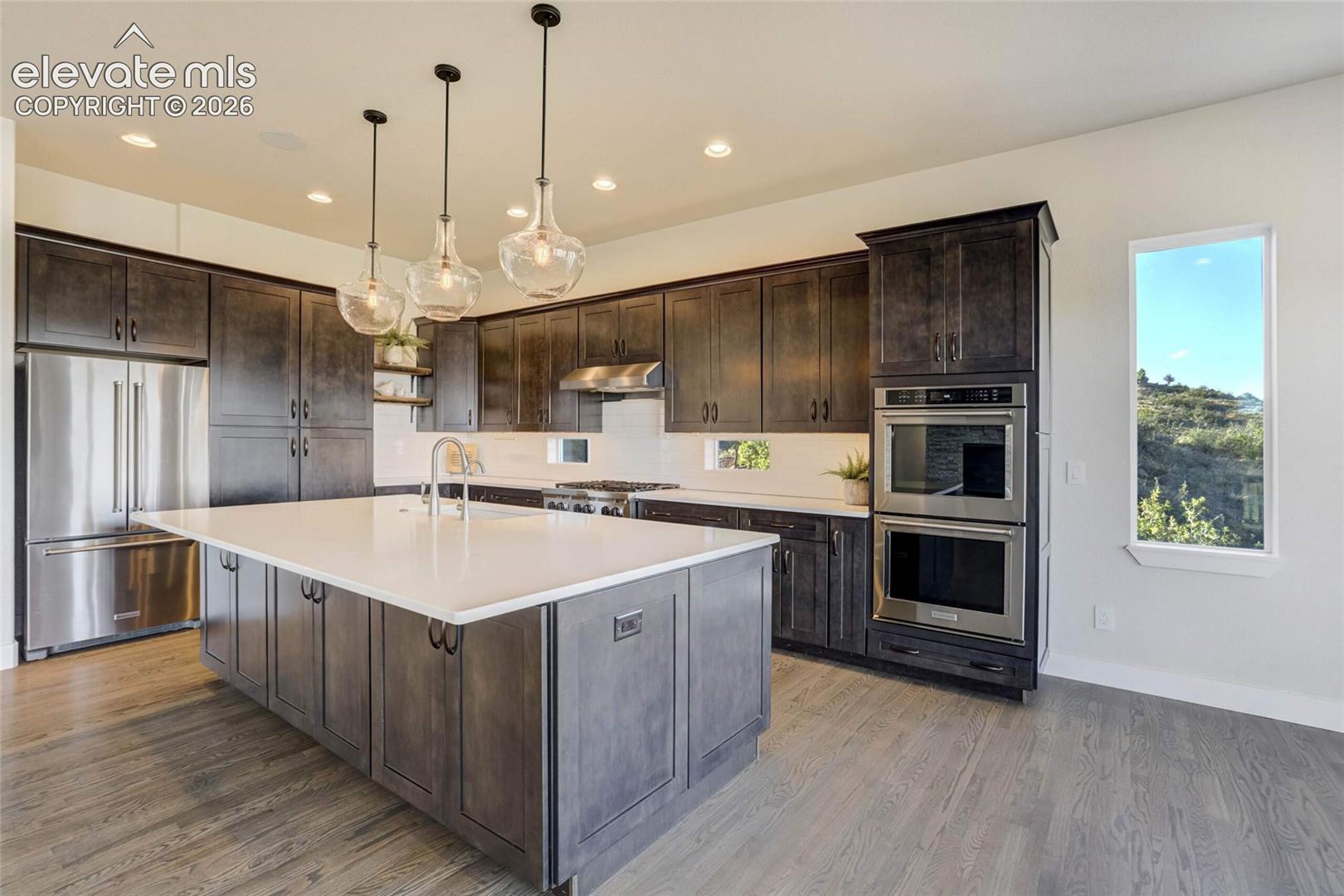 3306 Mesa Top Drive