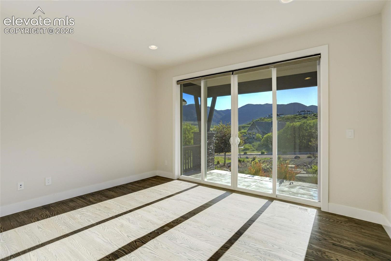 3306 Mesa Top Drive