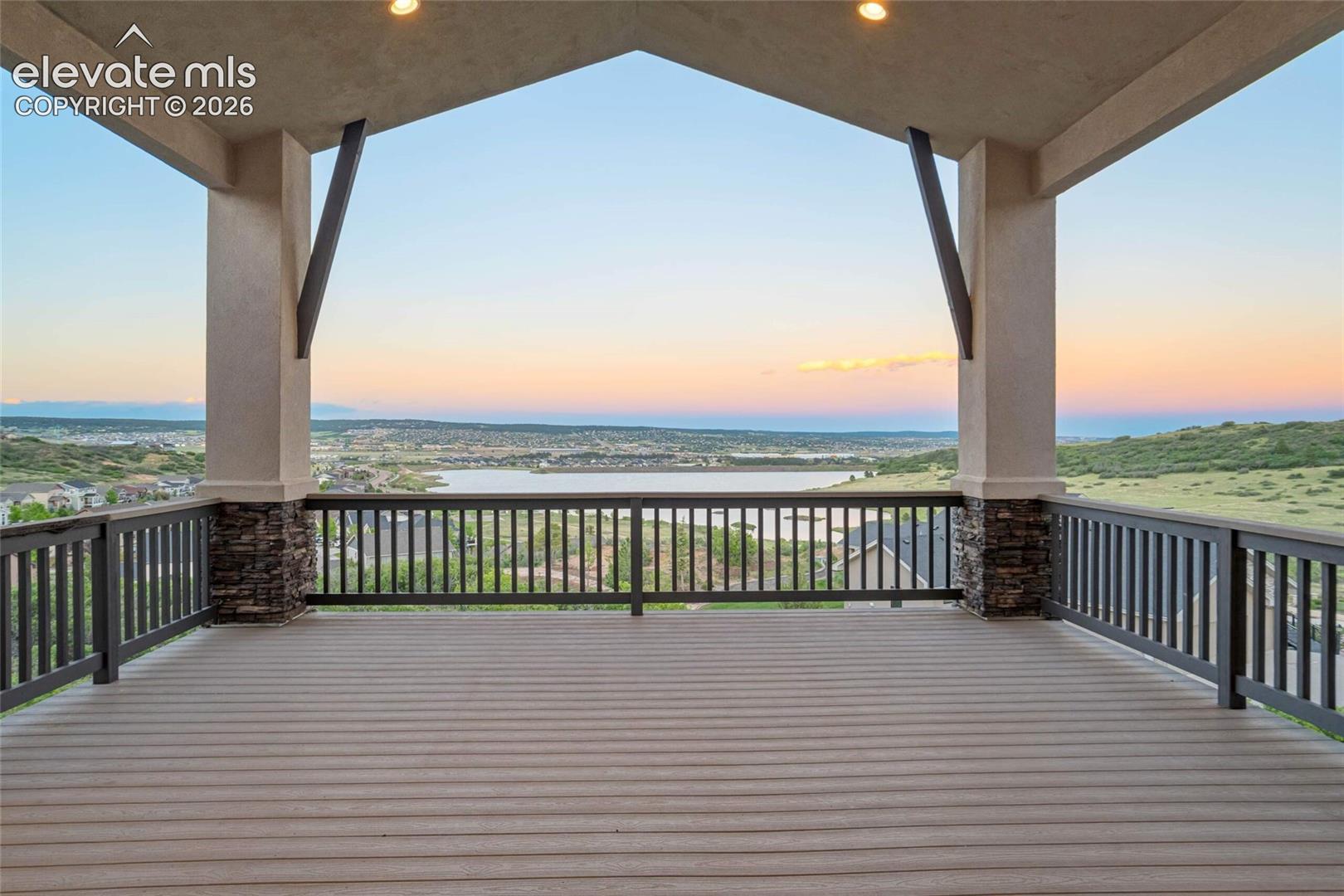 3306 Mesa Top Drive