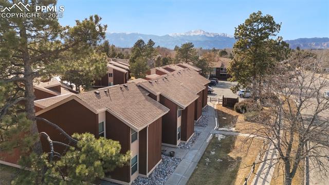 4563 N Carefree Circle