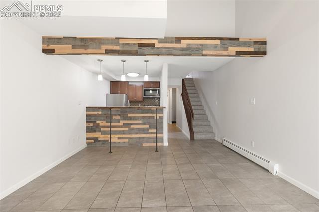 4563 N Carefree Circle