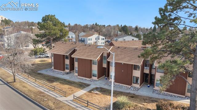 4563 N Carefree Circle