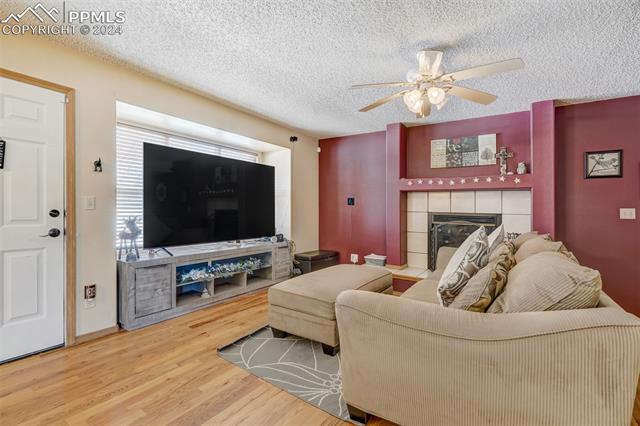 5933 Bow River Drive