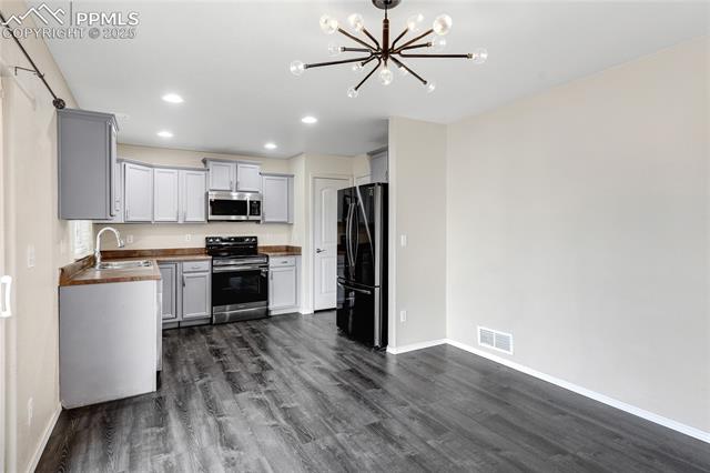 2457 Sierra Springs Drive