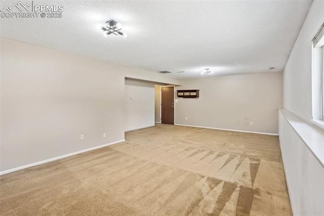 6558 E Gambol Quail Drive