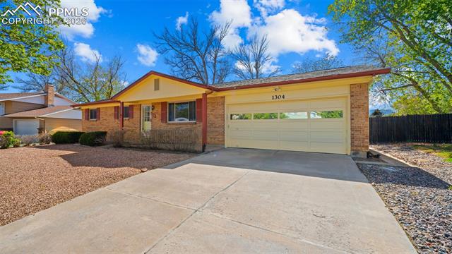 1304 Dereamer Circle