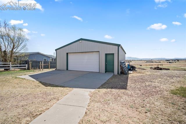 6810 Buckboard Drive