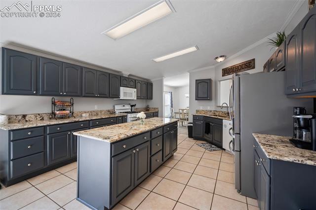 6810 Buckboard Drive