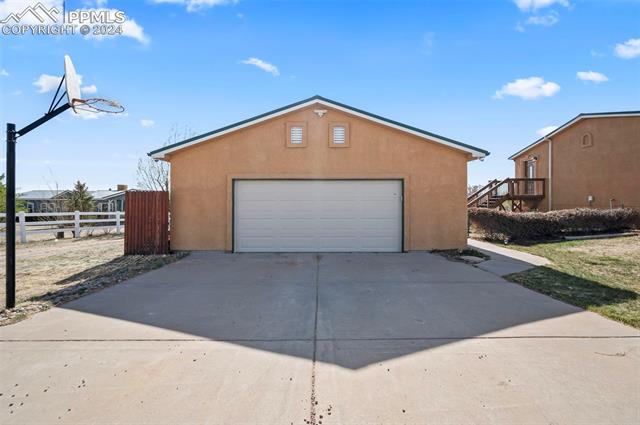 6810 Buckboard Drive