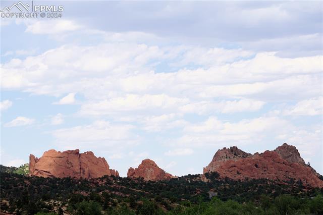 321 Santa Fe Place