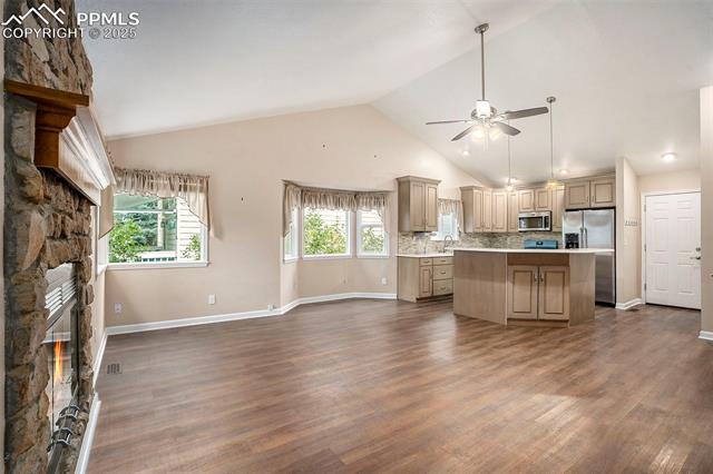 1255 Dancing Horse Drive