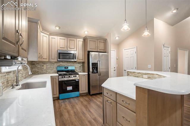 1255 Dancing Horse Drive