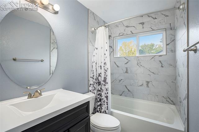 1255 Dancing Horse Drive