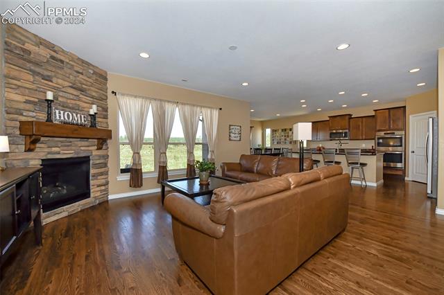 6680 Jicarilla Drive