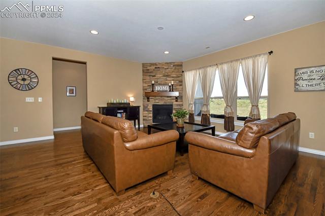 6680 Jicarilla Drive