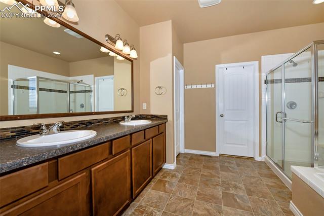 6680 Jicarilla Drive