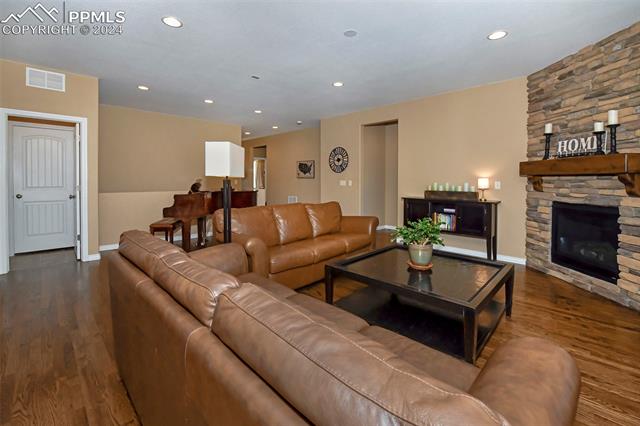 6680 Jicarilla Drive