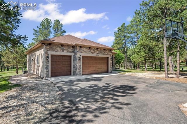 15704 Pole Pine Point