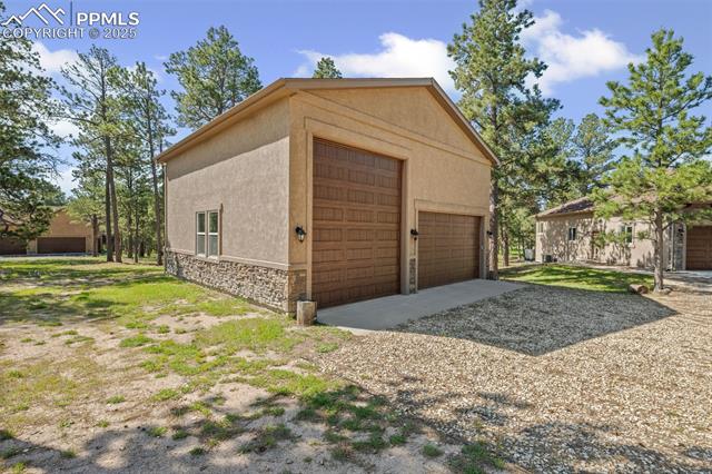 15704 Pole Pine Point