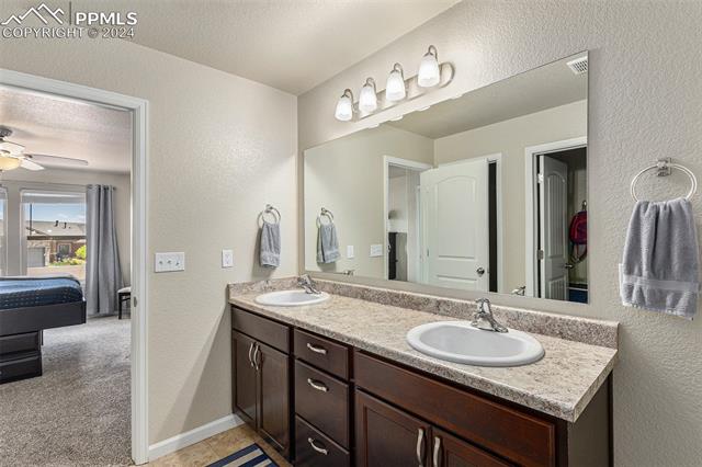 8263 Potentilla Grove