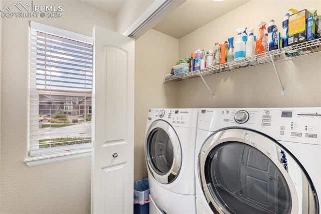 8263 Potentilla Grove