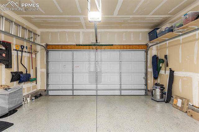 8263 Potentilla Grove