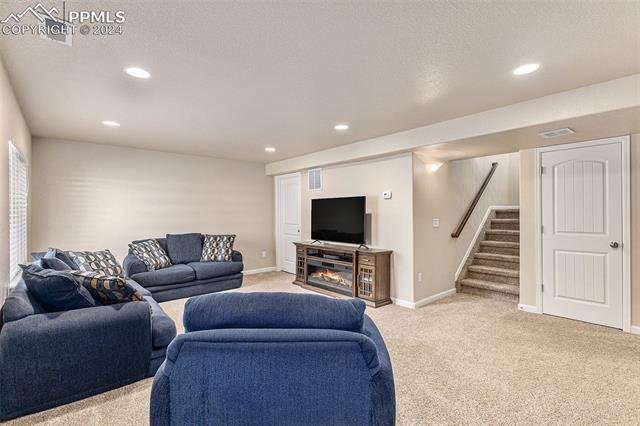 8263 Potentilla Grove