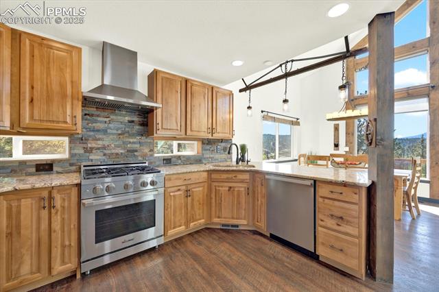 341 Rainbow Trail