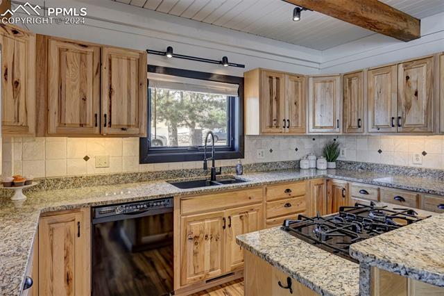 114 Sunbird Cliffs Lane