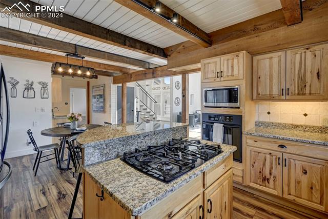 114 Sunbird Cliffs Lane