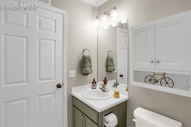 4324 Round Hill Drive