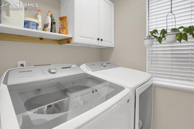 4324 Round Hill Drive